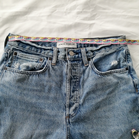 Aritzia Denim Forum The BF Boyfriend High Rise Loose Jeans Distressed 29 - Picture 14 of 16